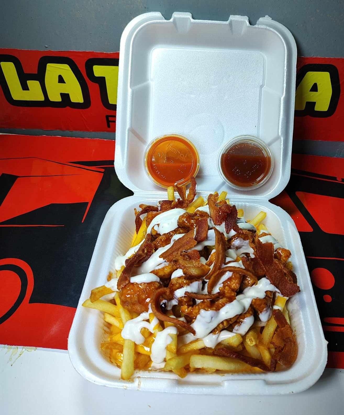 Papas Boneless con Tocino