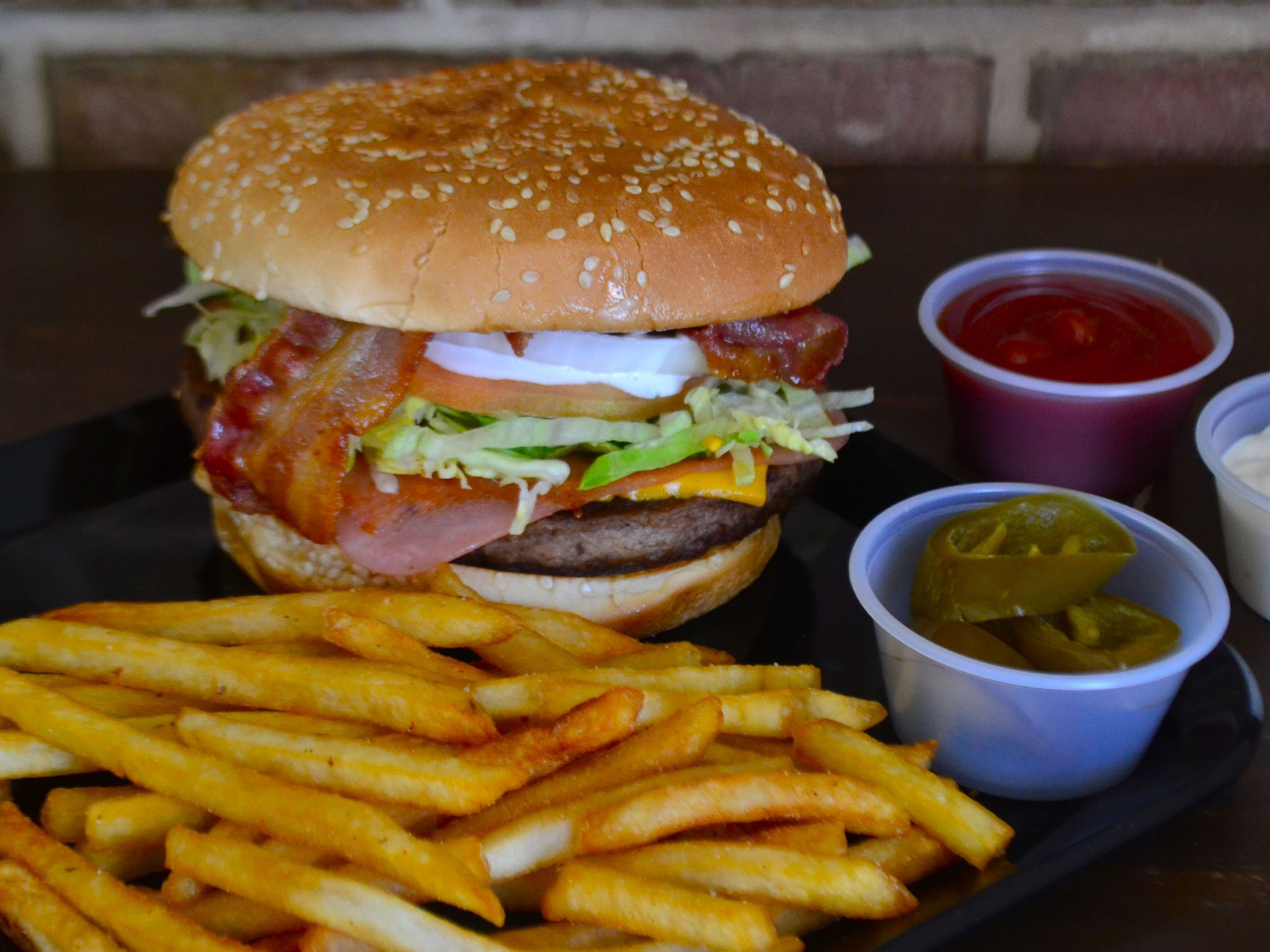 Hamburguesa Especial con papas