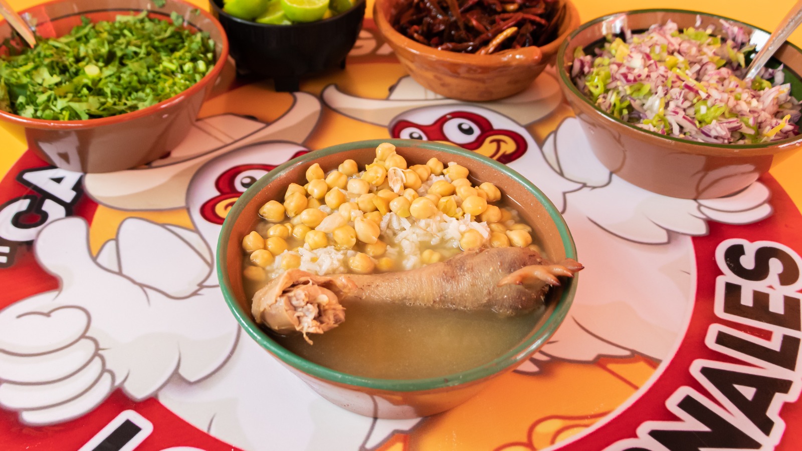 Caldo con Huacal.