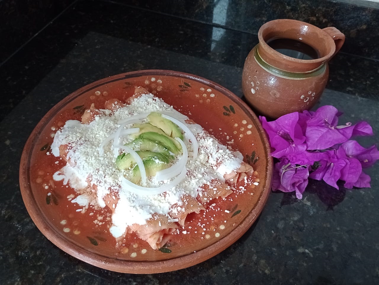 Enchiladas con Cecina 4 Piezas
