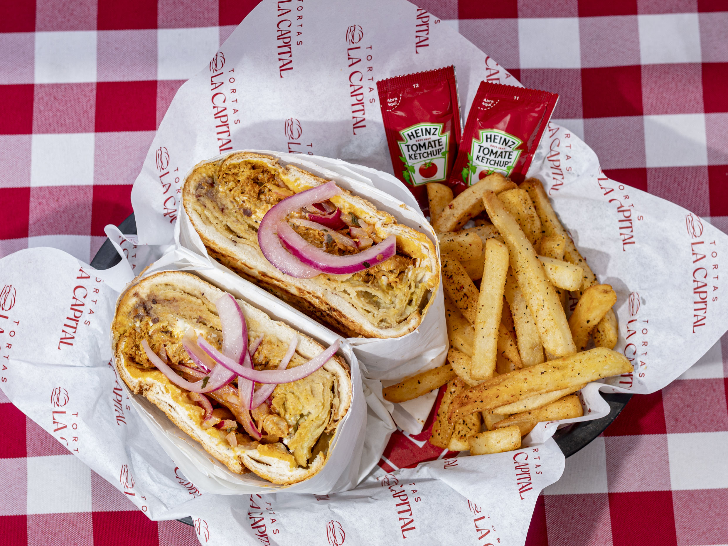 Combo, Torta La Bomba