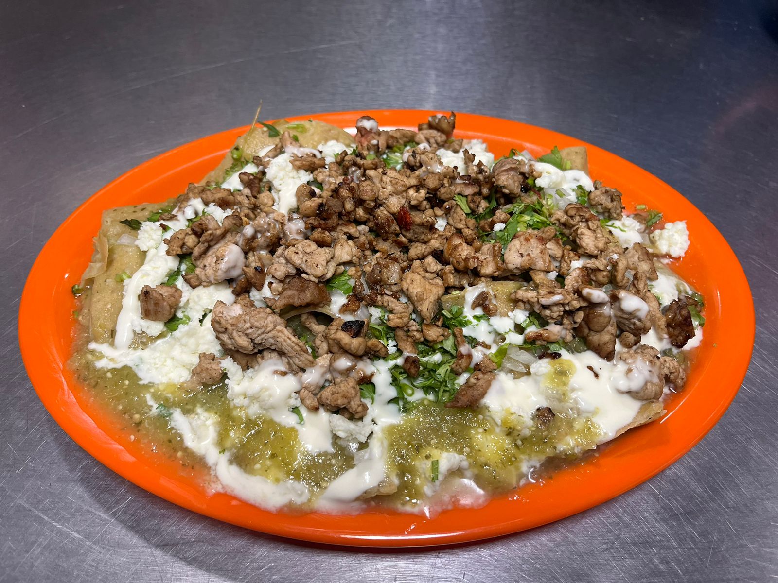 Chilaquiles Verdes con Carne