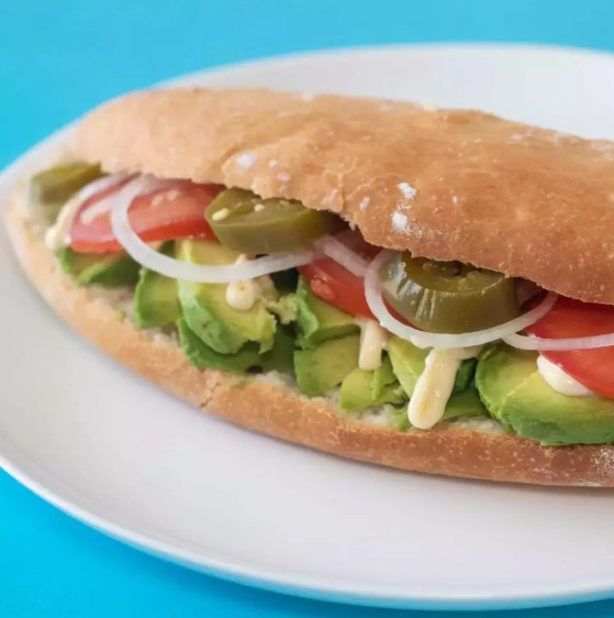Lonche Aguacate