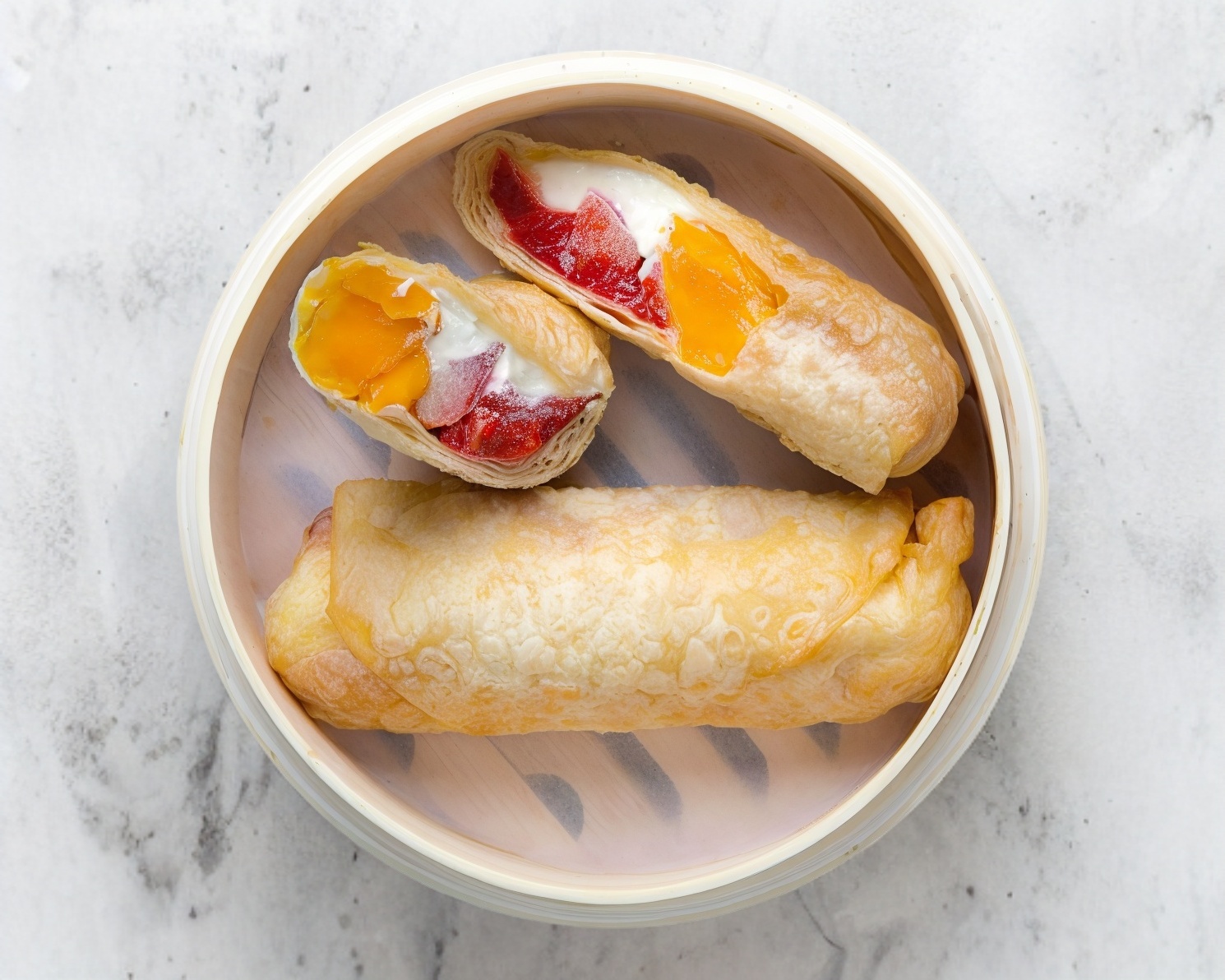 SPRINGROLL MANGO & FRESA