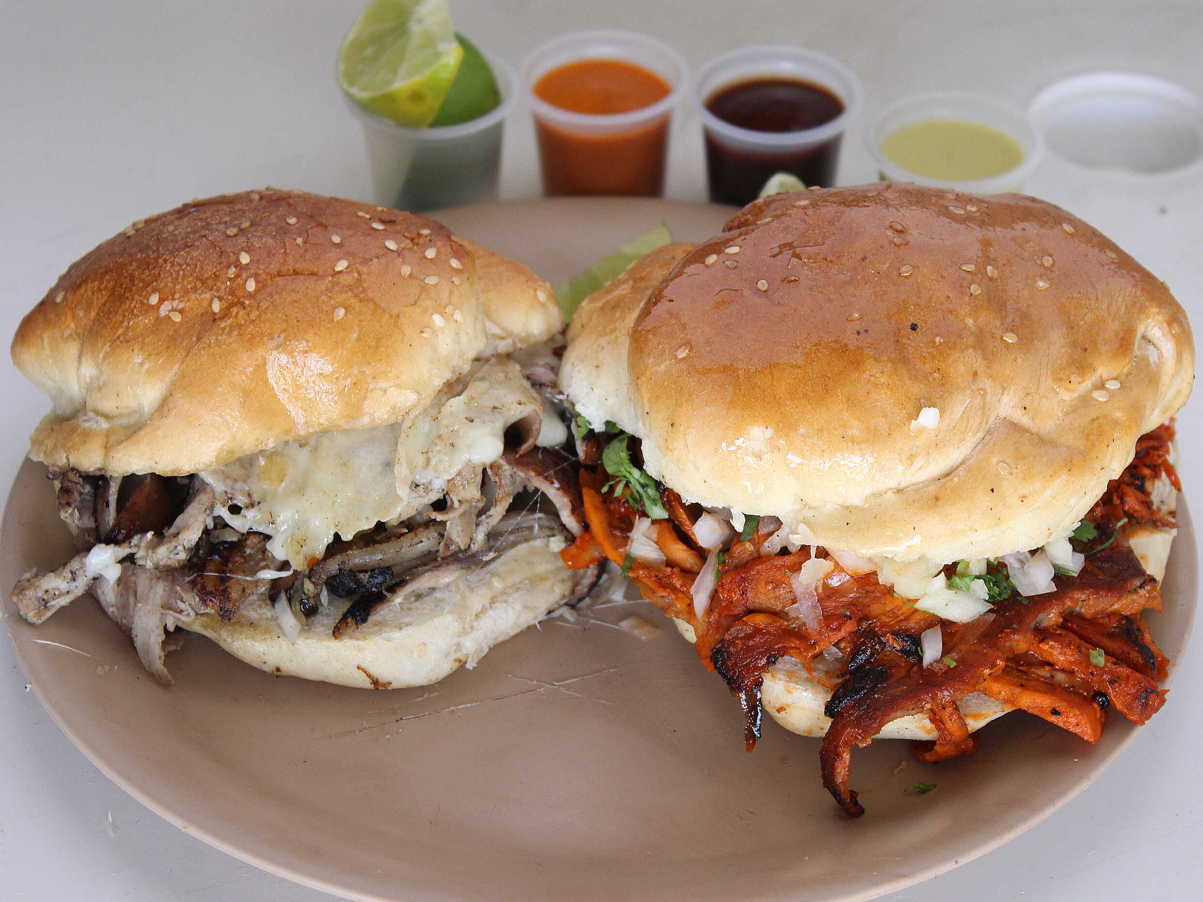 Cemita al Pastor con Queso