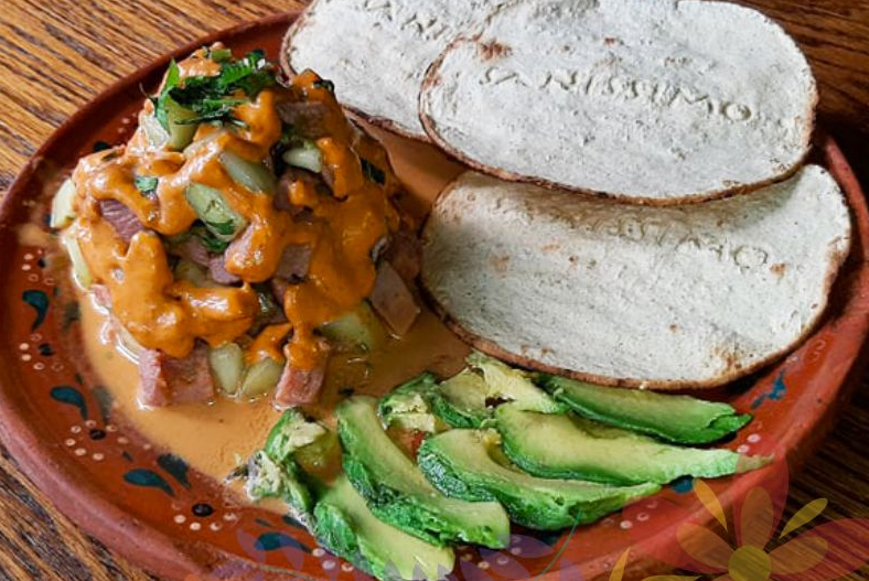 Tostadas de Atún o Camarón