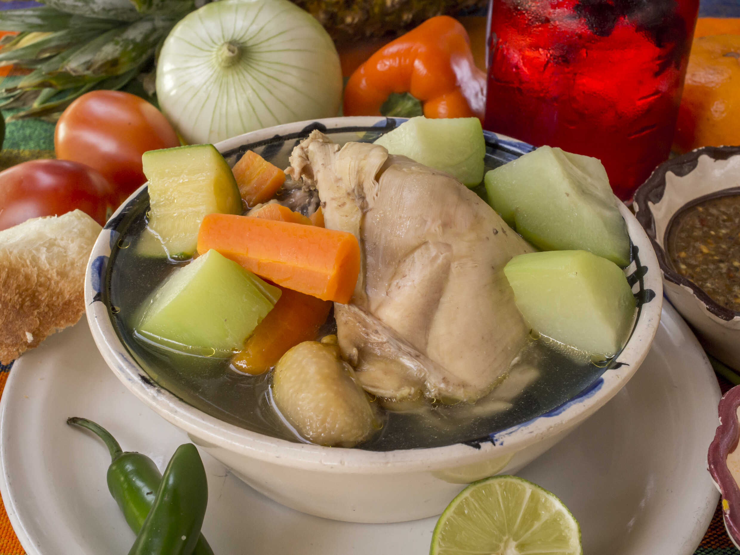 Caldo de Pollo