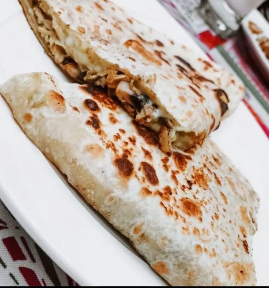 Combo Quesadilla Ranchera y Bebida