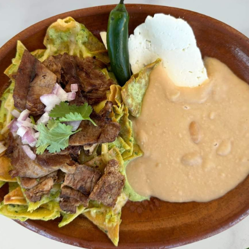 Chilaquiles Poblanos con Pollo