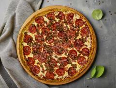 Pizza Especialidad Carnes Frías..