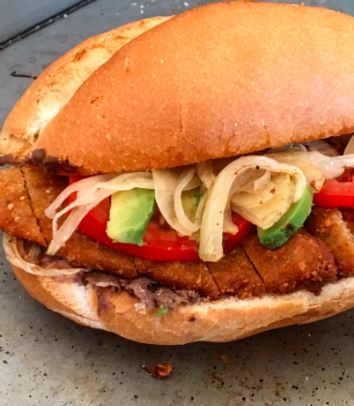 Tortas de Milanesa de Pollo
