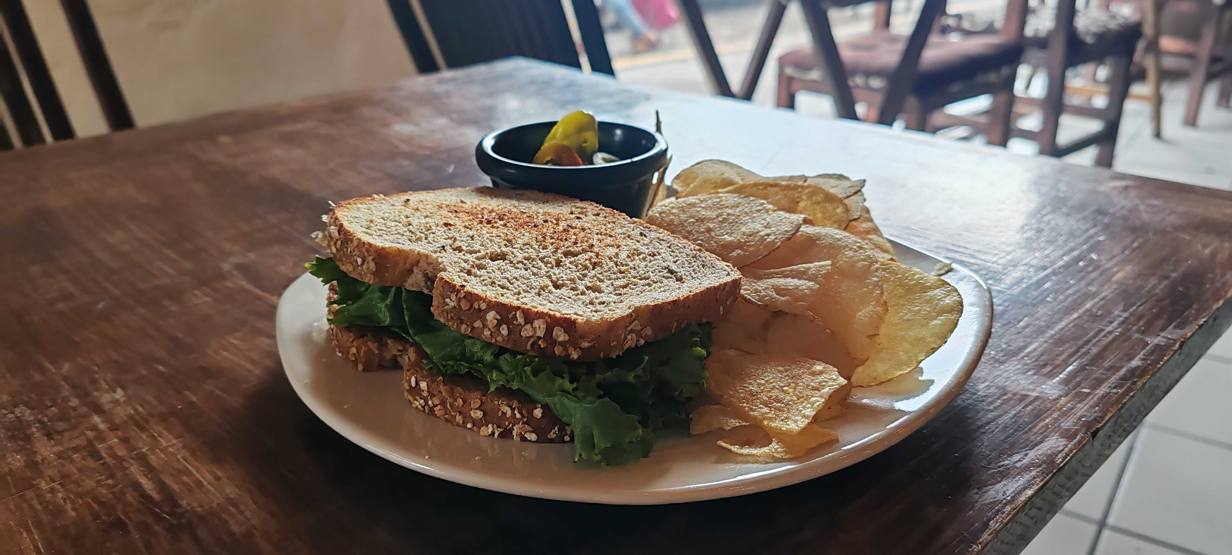 Sándwich Clásico