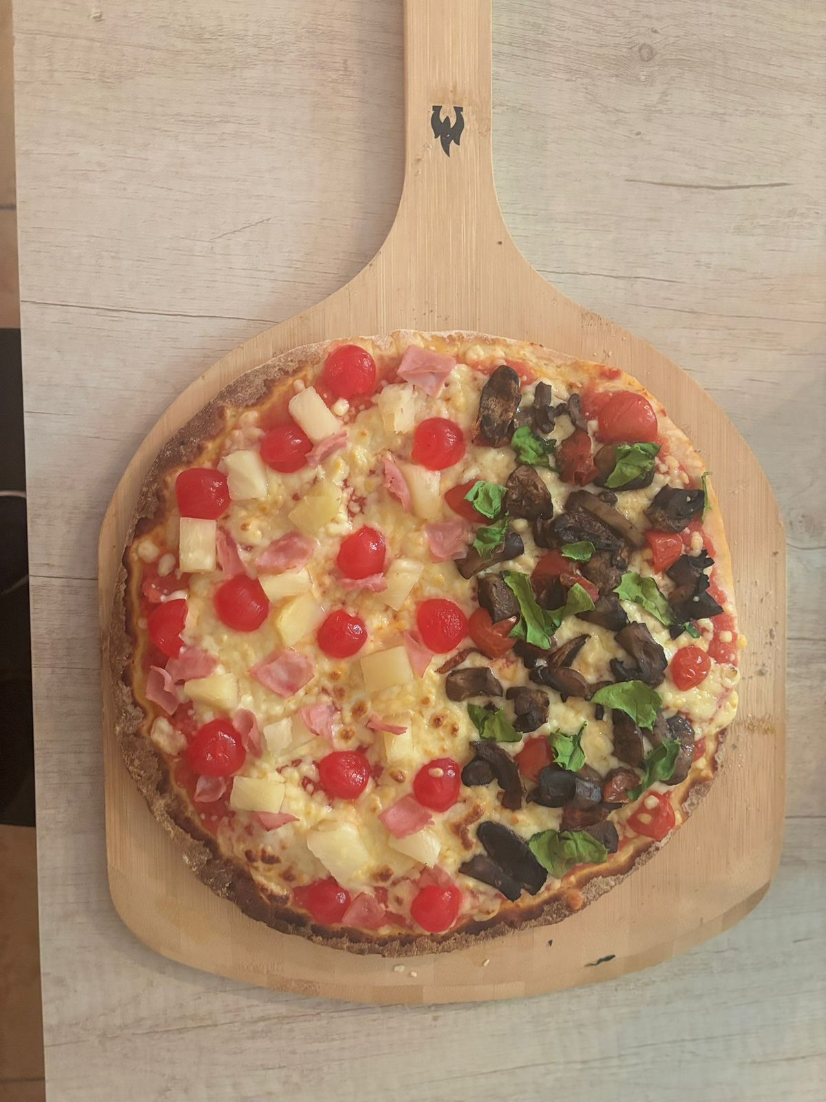 Pizza Hawaiana Familiar
