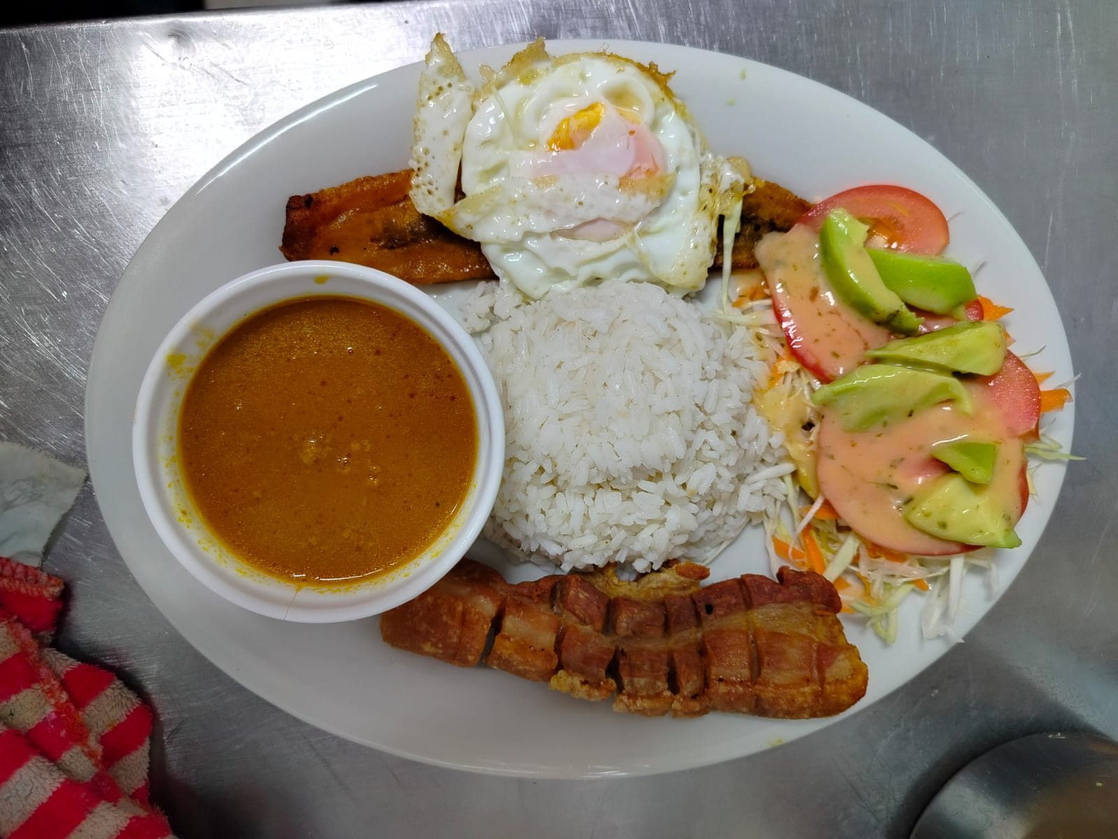 Bandeja Chicharrón