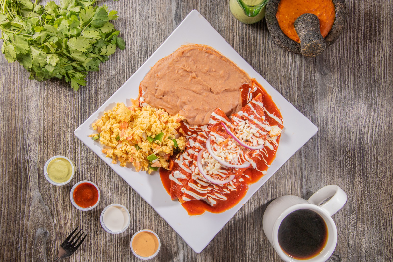 Chilaquiles con Frijol *