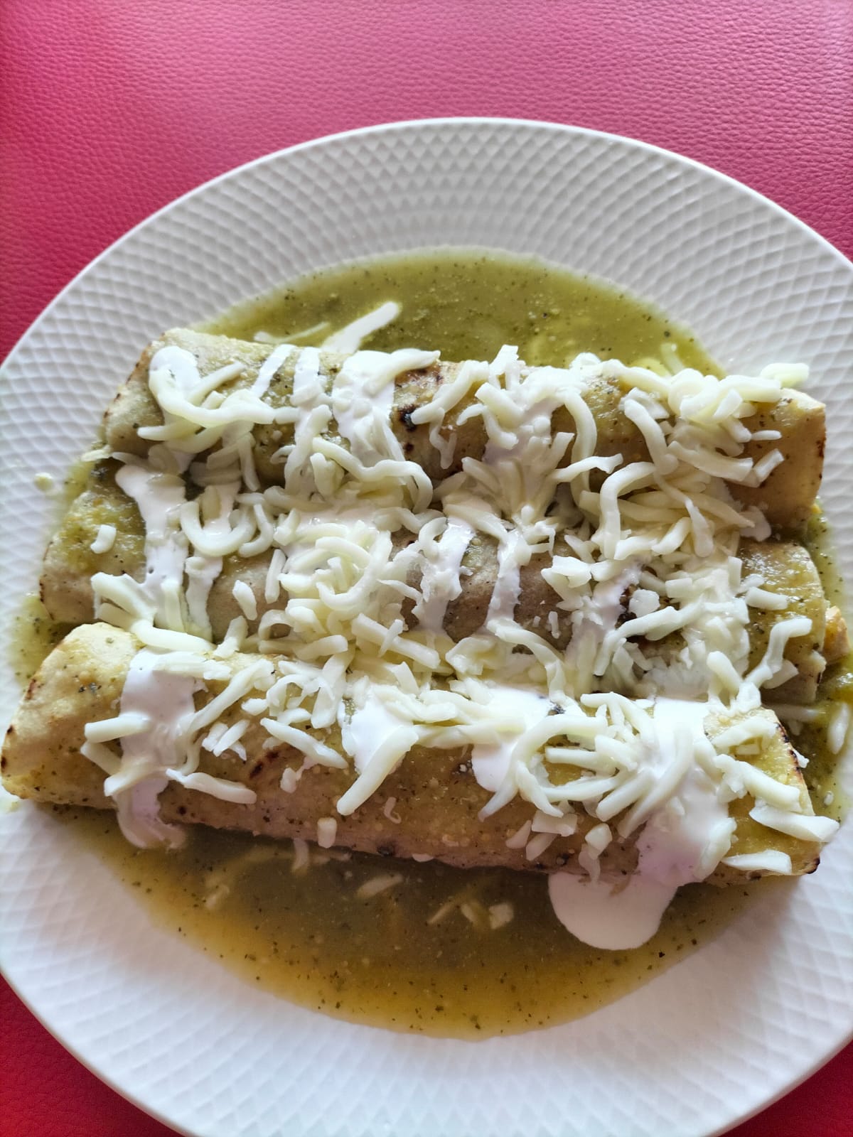 Enchiladas Suizas con Pollo