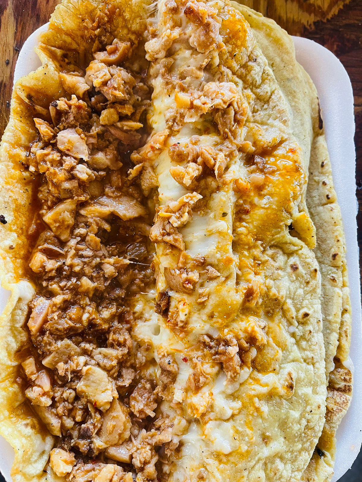Quesadilla de Chicharrón Prensado