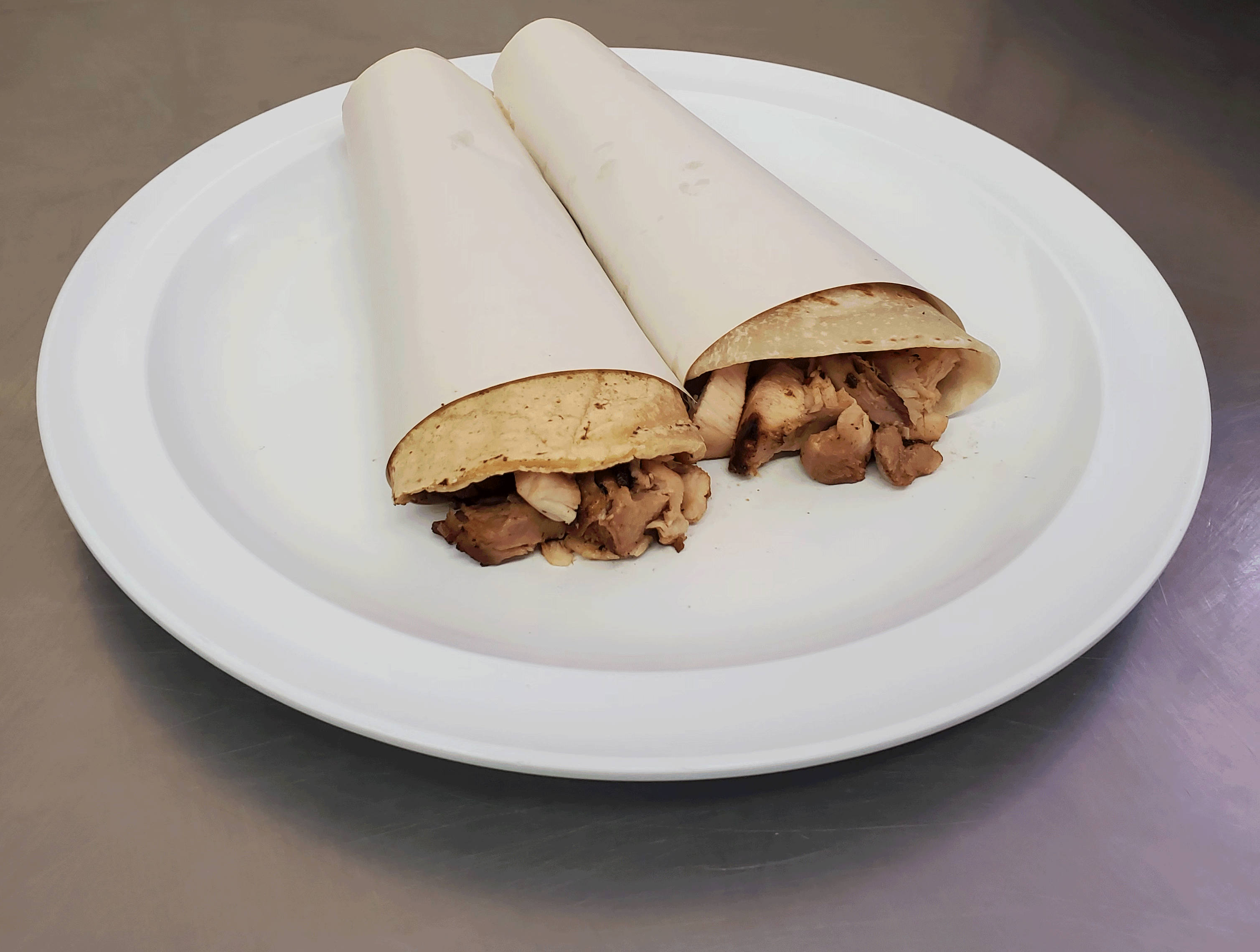 Dos Tacos de Pollo al Carbón