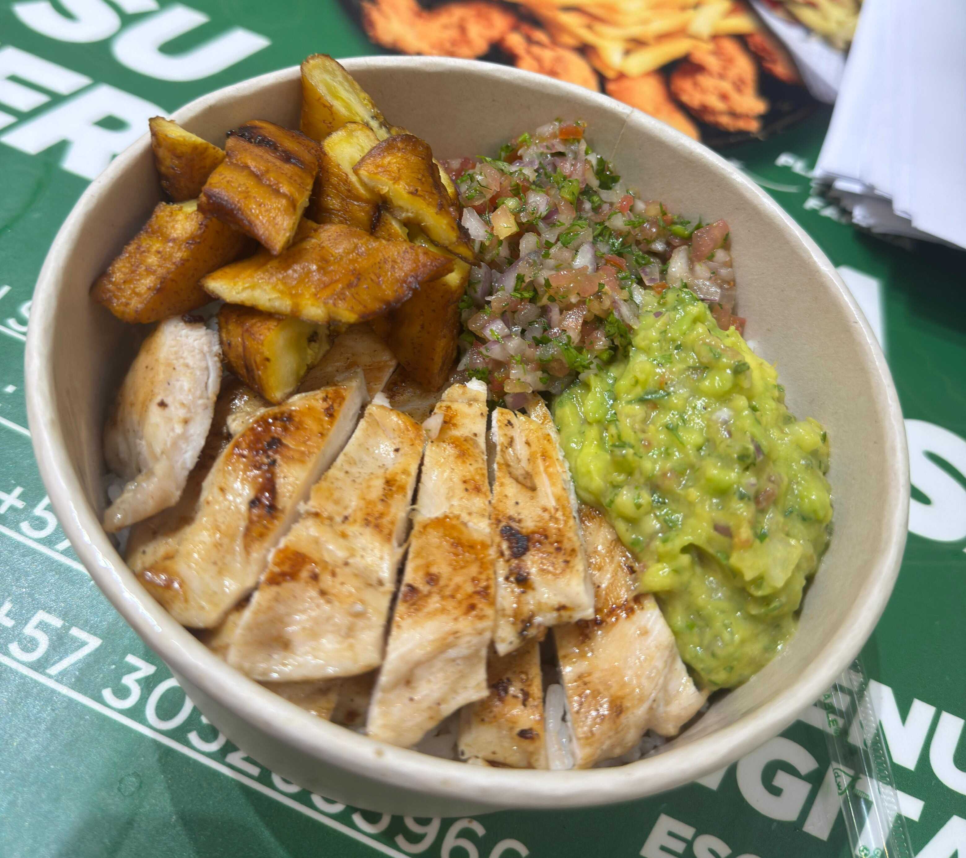 Bowl Pechuga Asada + Coca Cola Zero 250ml