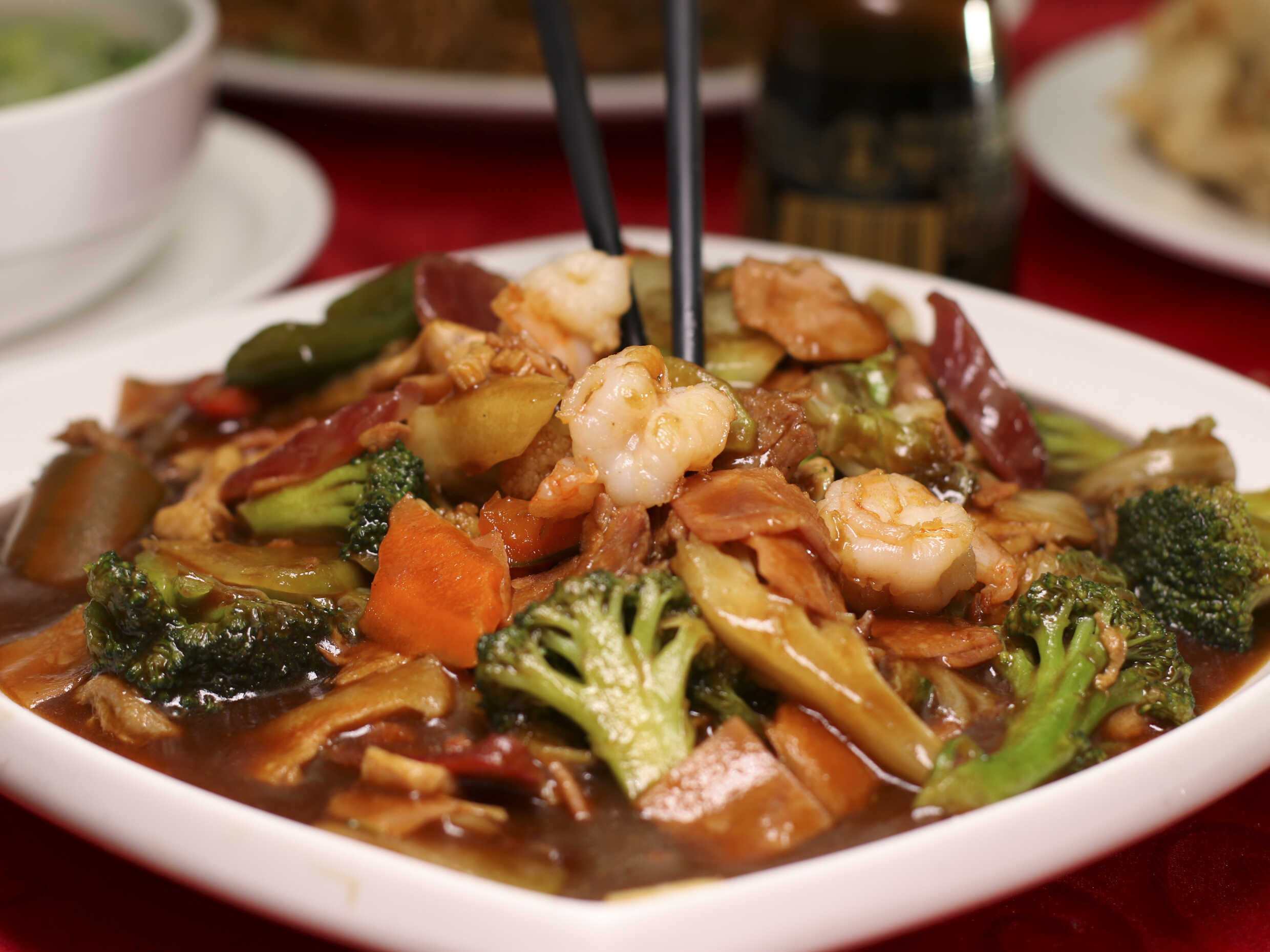 Chop Suey Especial El Dorado