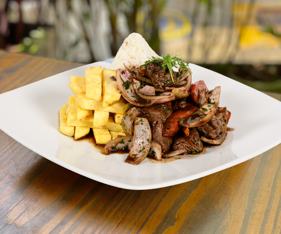 Lomo Saltado El Clásico