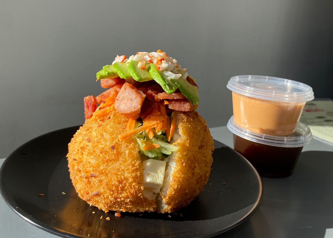 Bola de arroz Chuleta Ahumada