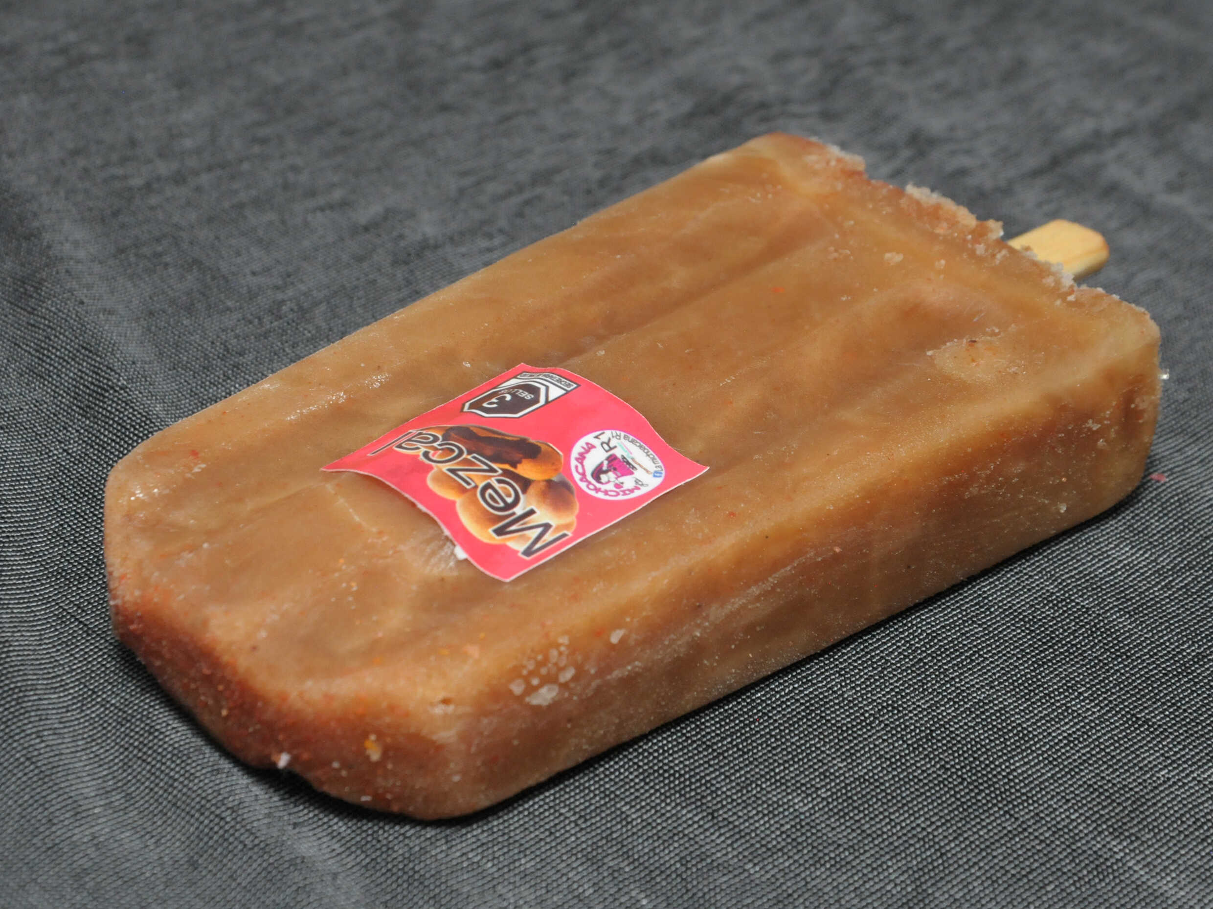 Paleta de Tamarindo con Mezcal