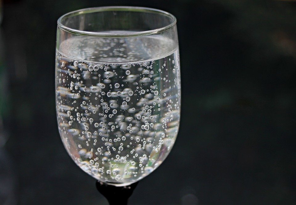 Agua mineral