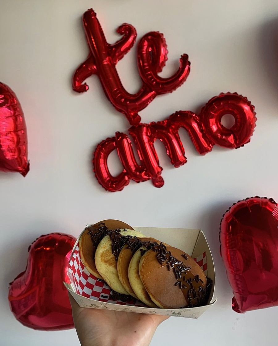 Hot cakes rellenos DE NUTELLA