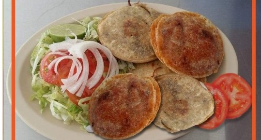 Combo Tacos y Gorditas Doradas + Refresco