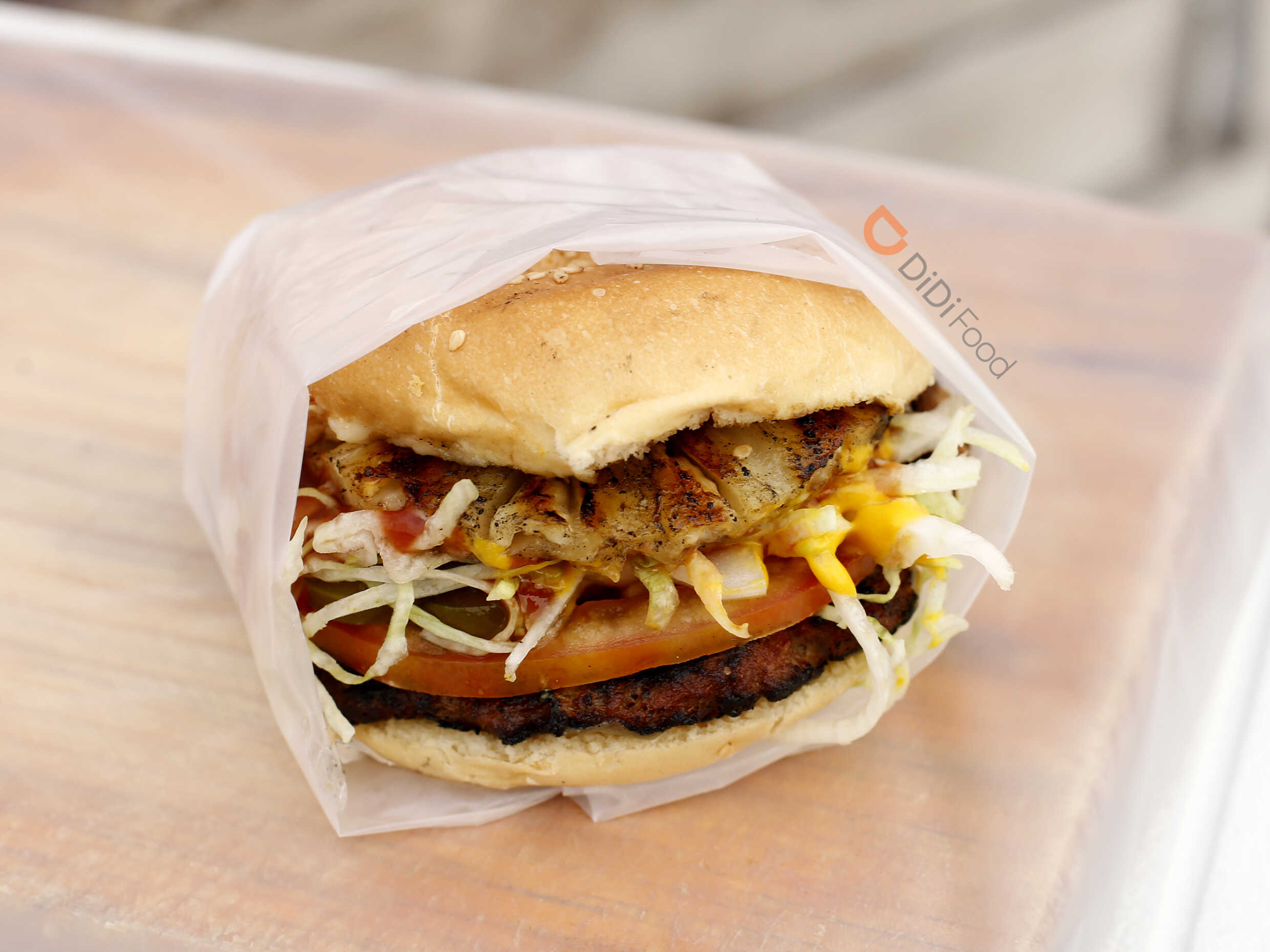 Hamburguesa Queso y Piña