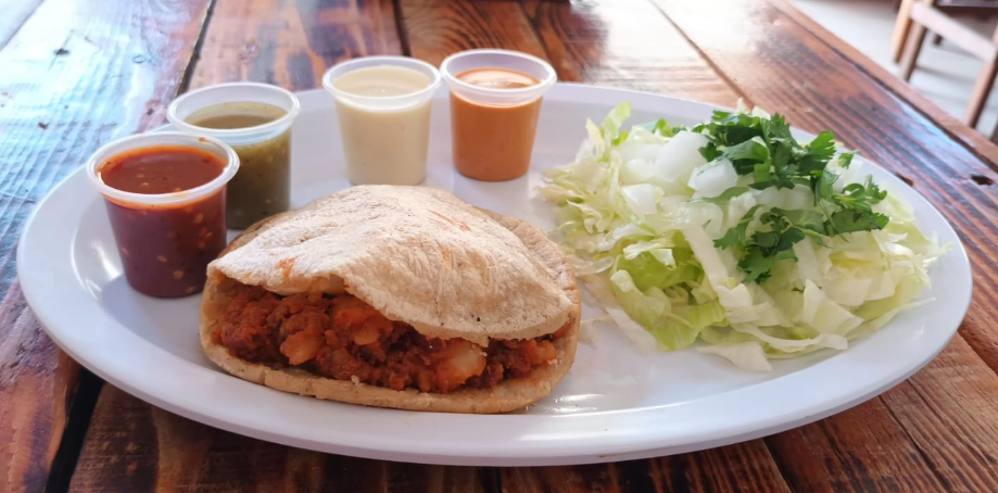 Gordita Picadillo
