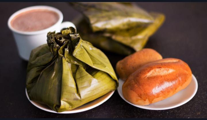 Tamal + Pan Hojaldrado + Chocolate