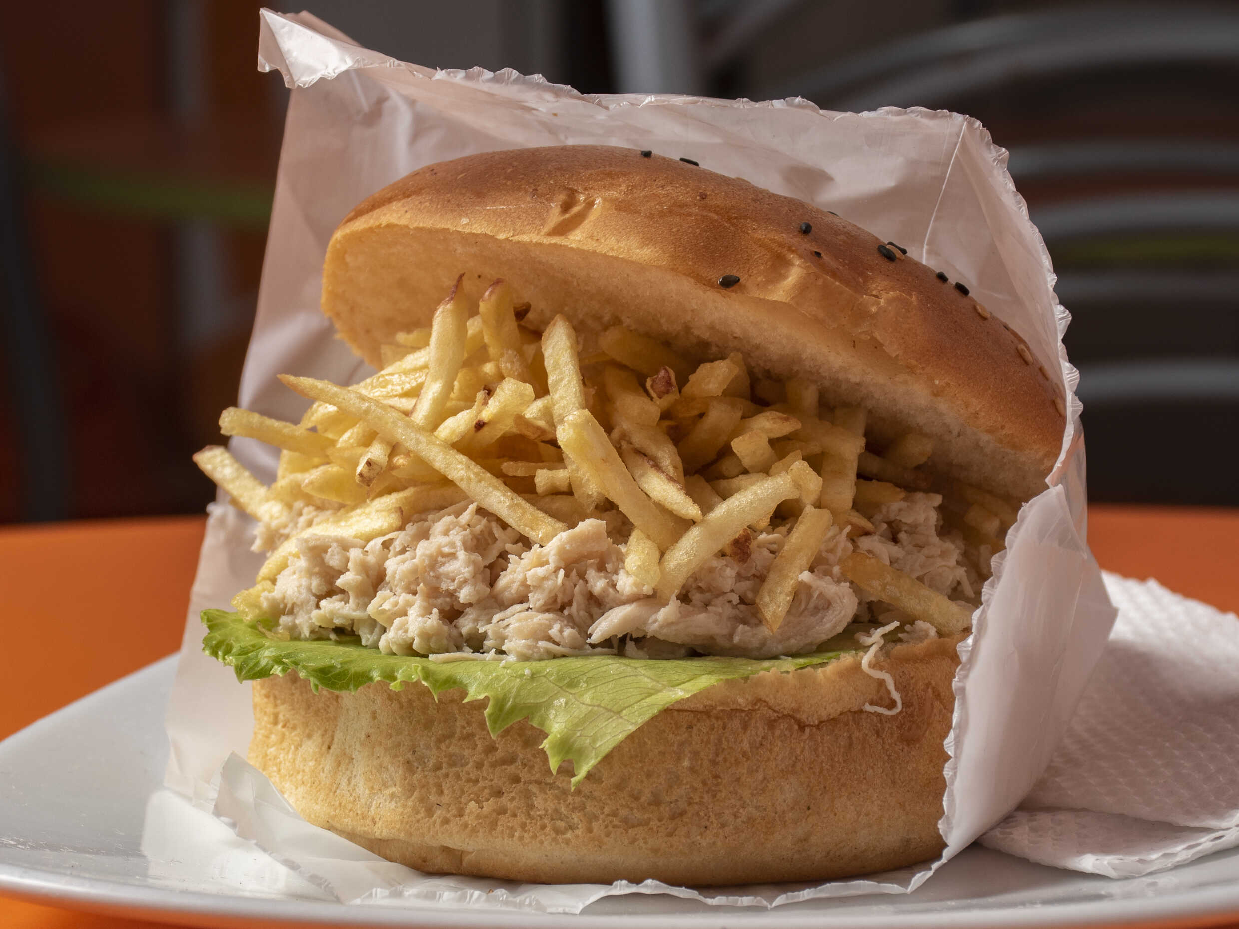 Pan con Pollo Deshilachado