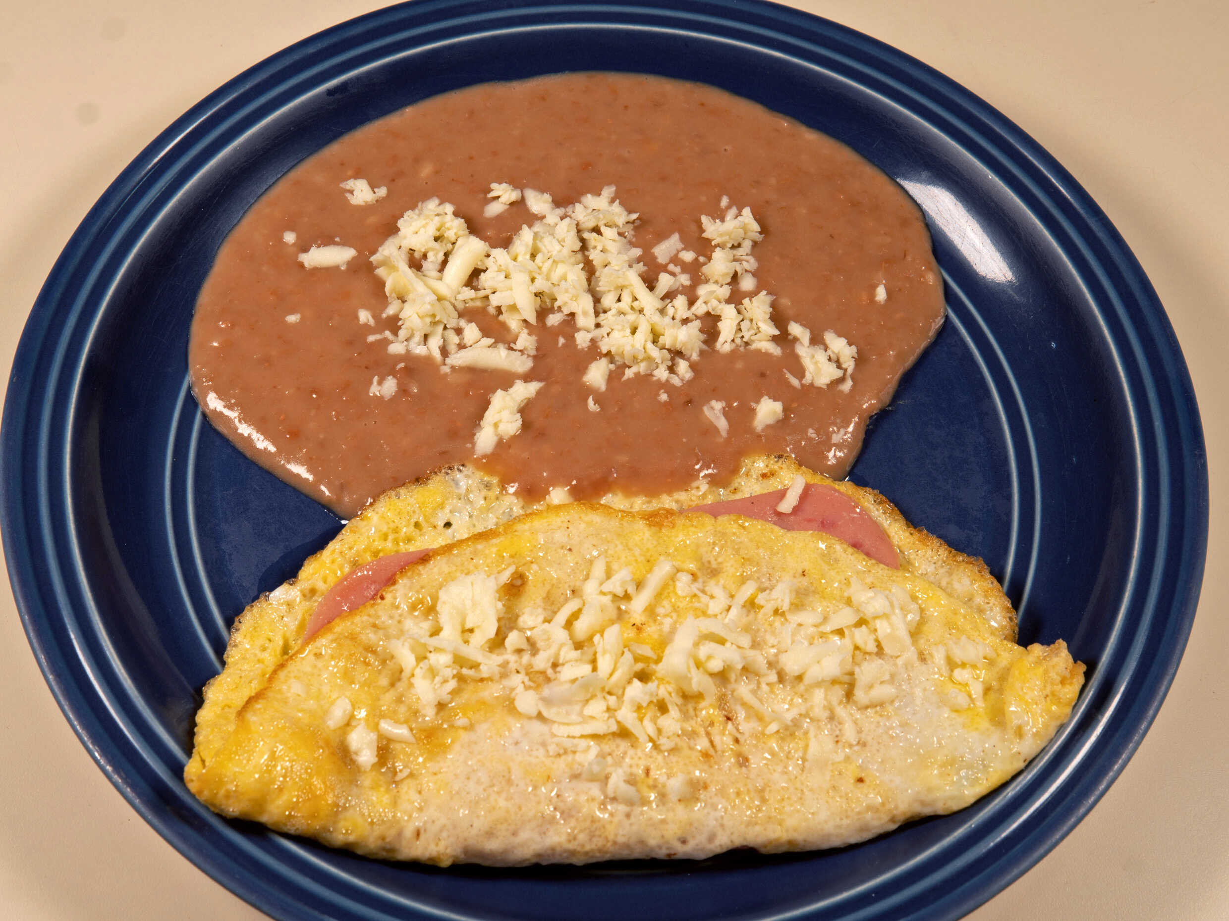 Omelette de Jamón y Queso