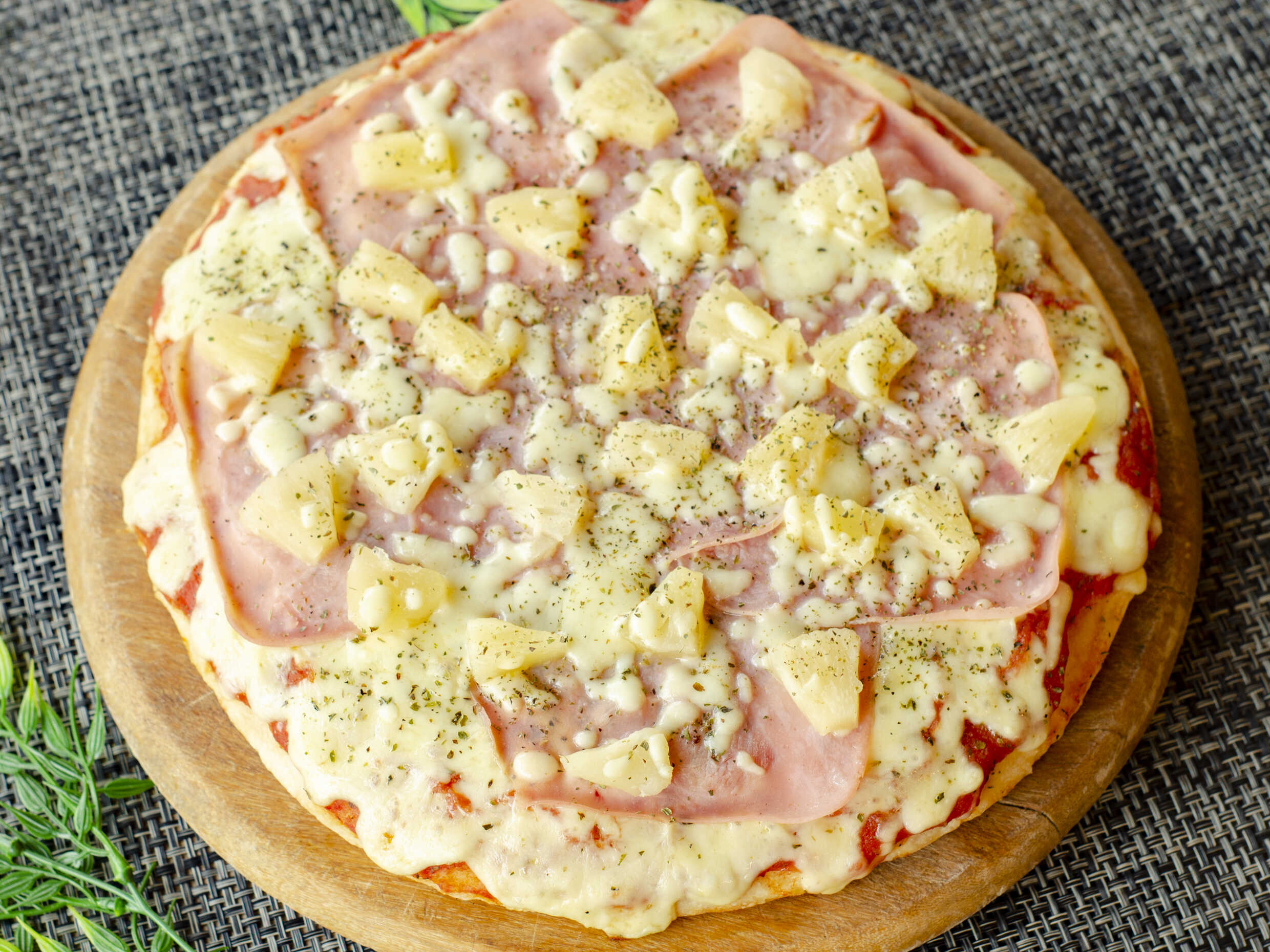 Pizza Hawaiana