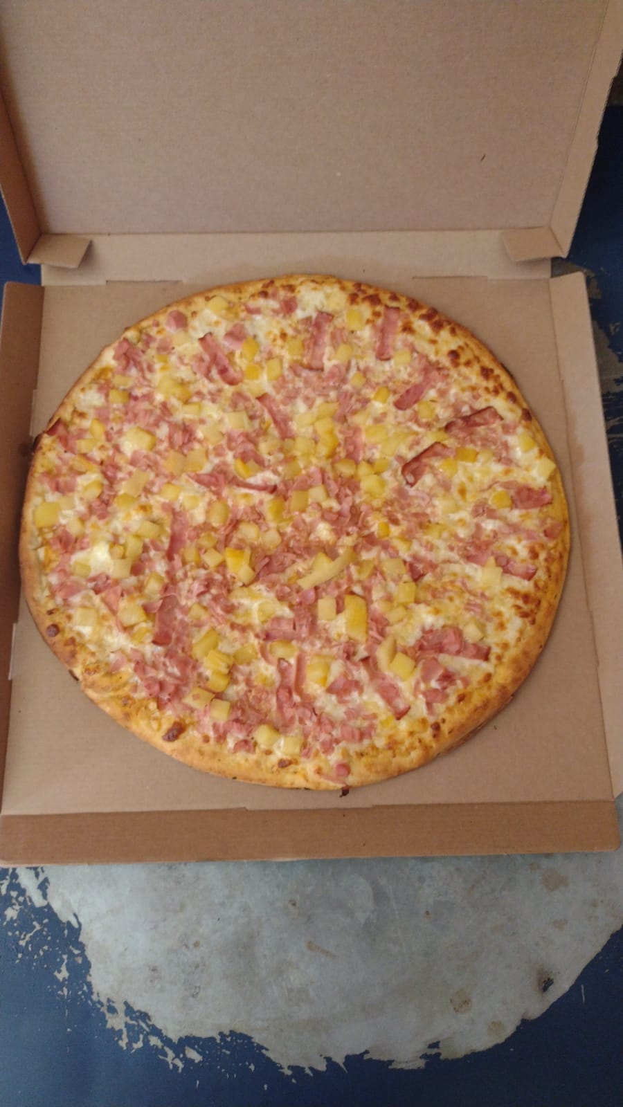 Pizza Hawaiana