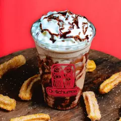 Frappé + Churro Relleno