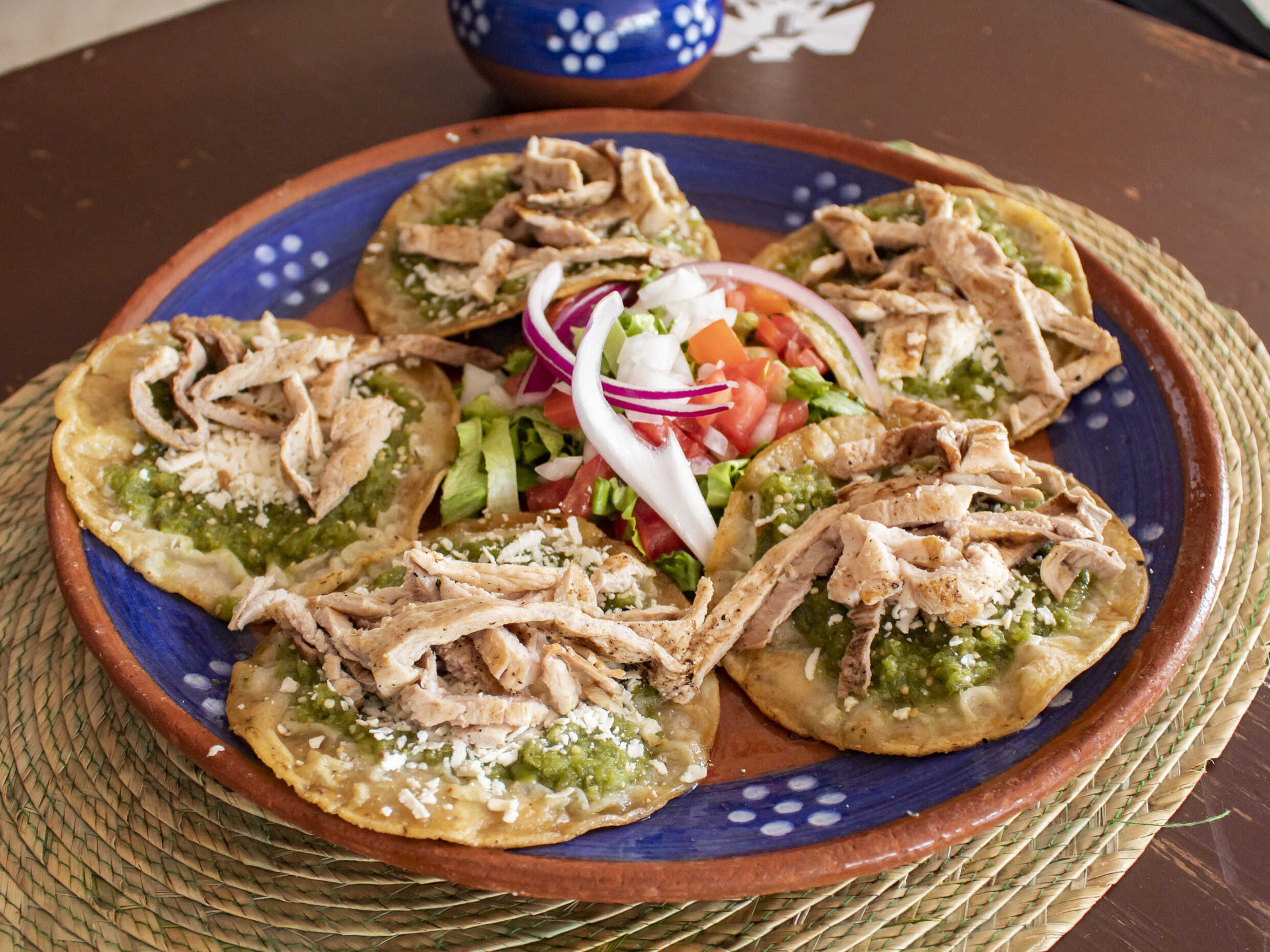Chalupas con Bistec