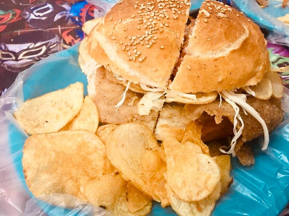 Combo 2. CEMITA Milanesa de Pollo+papas Fritas