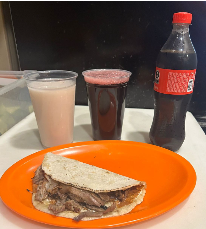 1 Quesadilla Arabe + Bebida a elegir