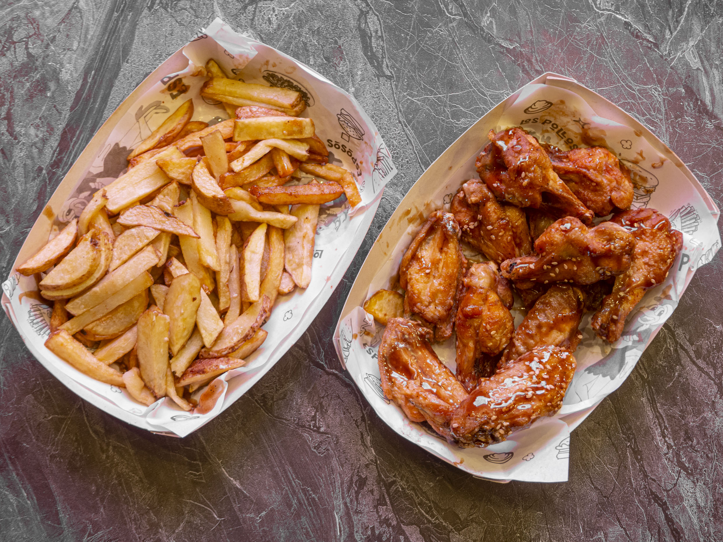 12 Unidades de Alitas con Papas
