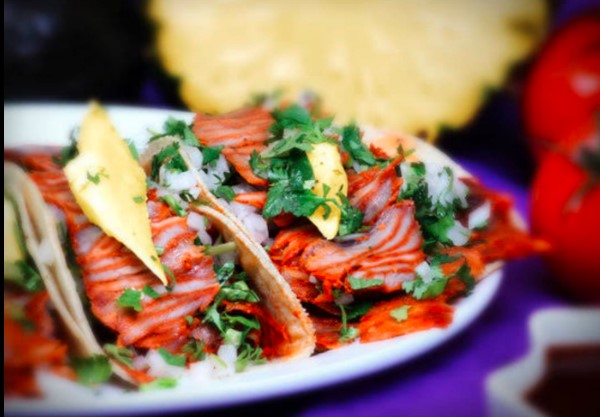 Orden de Tacos Pastor.