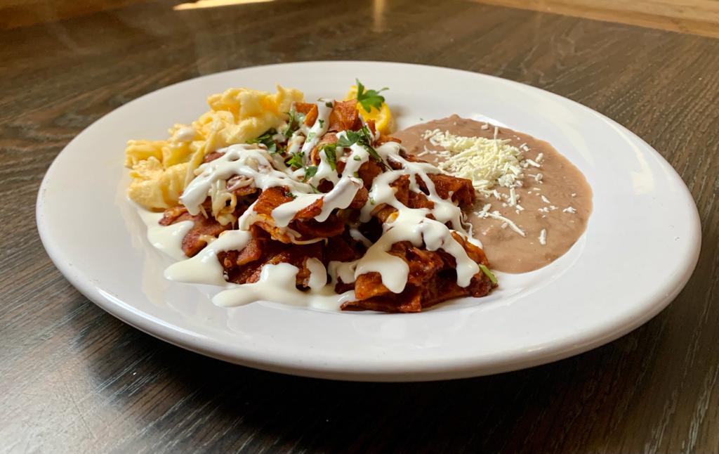 Chilaquiles con Huevo