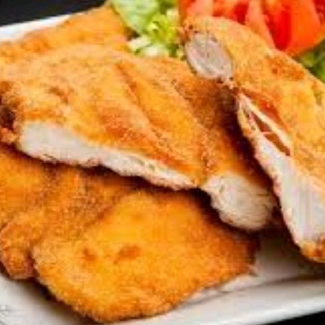 Acompanha; Arroz, Feijão e Farofa