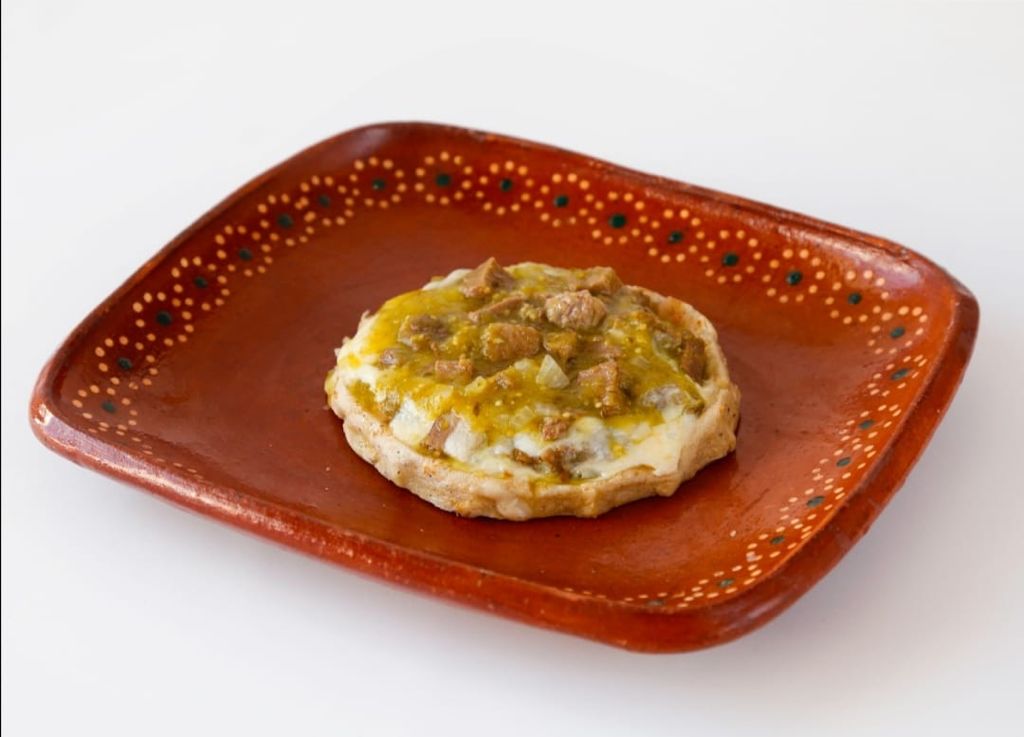 Pellizcada con Guisado