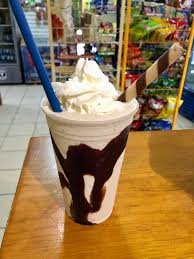 Malteada Cookies and Cream