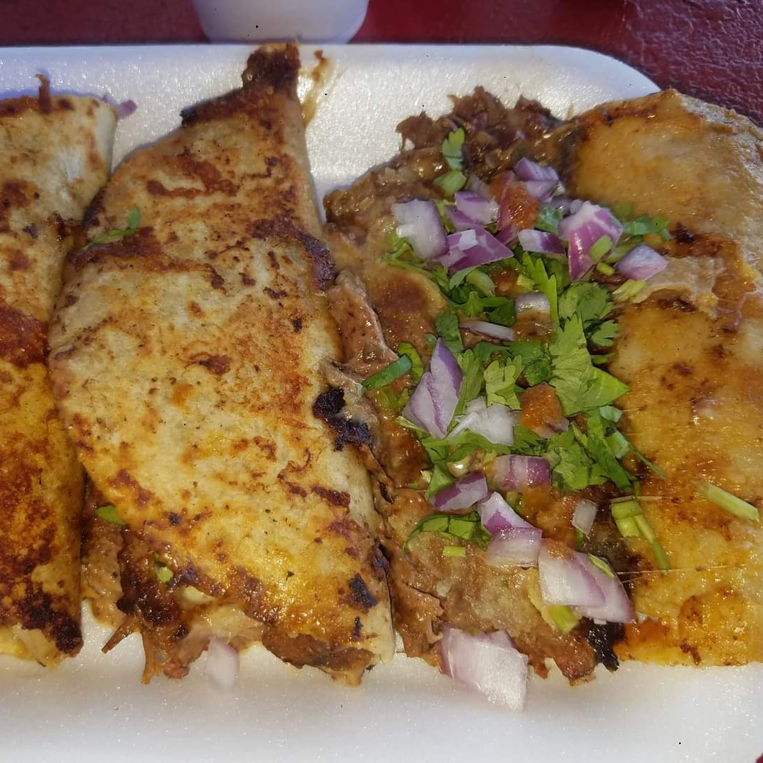 Taco de Birria Doradito*