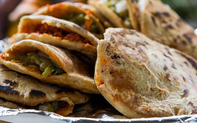 Gordita de Chicharrón