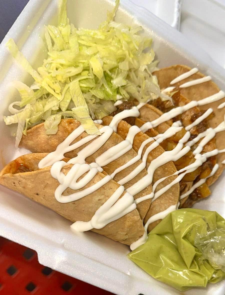 Tacos Dorados de Picadillo